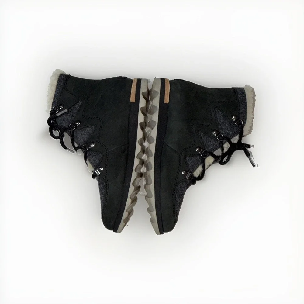 Sorel Sneakchic Alpine Boots Shearling Ankle Size 7.5 Grey Lace Up Booties